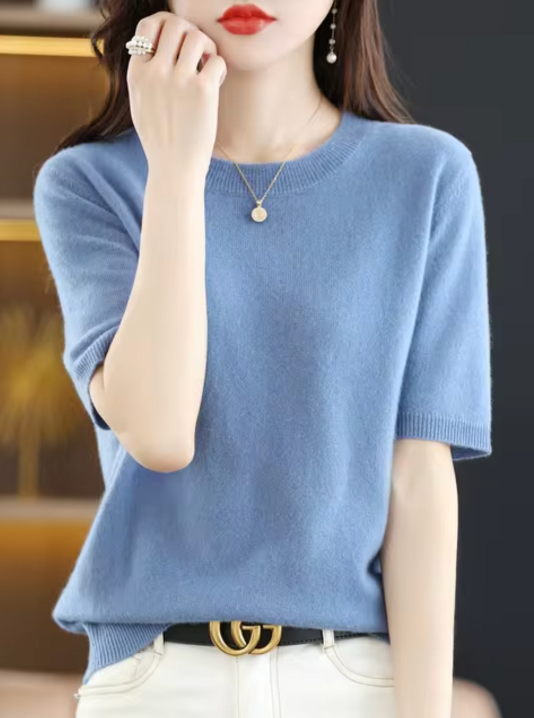Figure-Hugging Short-Sleeve Sweater for Women