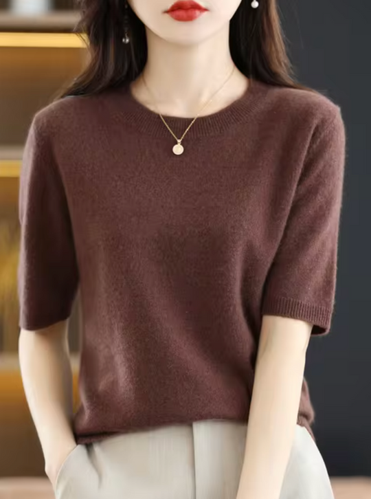 Figure-Hugging Short-Sleeve Sweater for Women