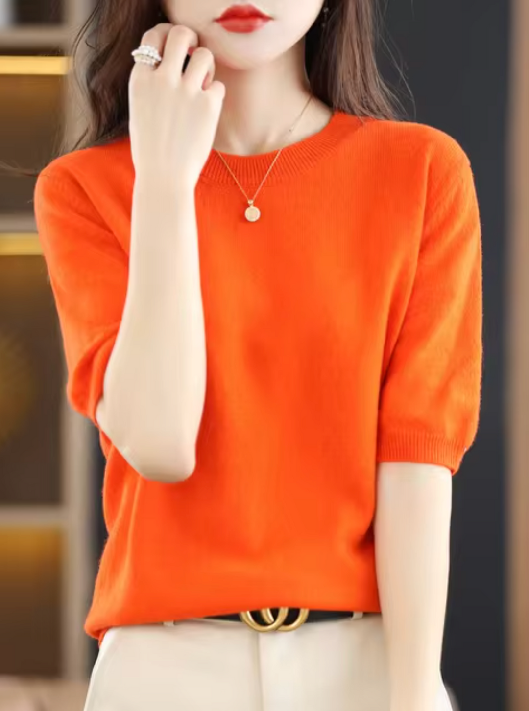 Figure-Hugging Short-Sleeve Sweater for Women