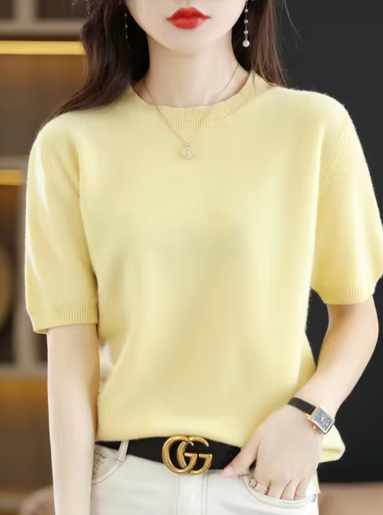 Figure-Hugging Short-Sleeve Sweater for Women