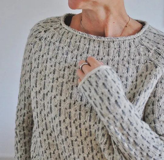 Gray Knit Sweater with Long Sleeves for Women Azzoria
