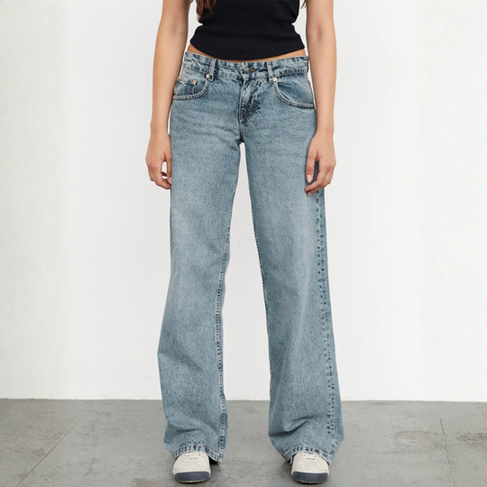 Low-Rise Jeans for Women