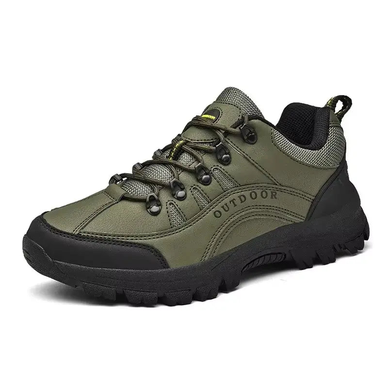 Textured Sole Trekking Shoes for Men Azzoria