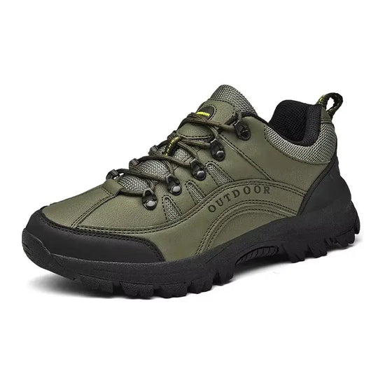 Textured Sole Trekking Shoes for Men Azzoria