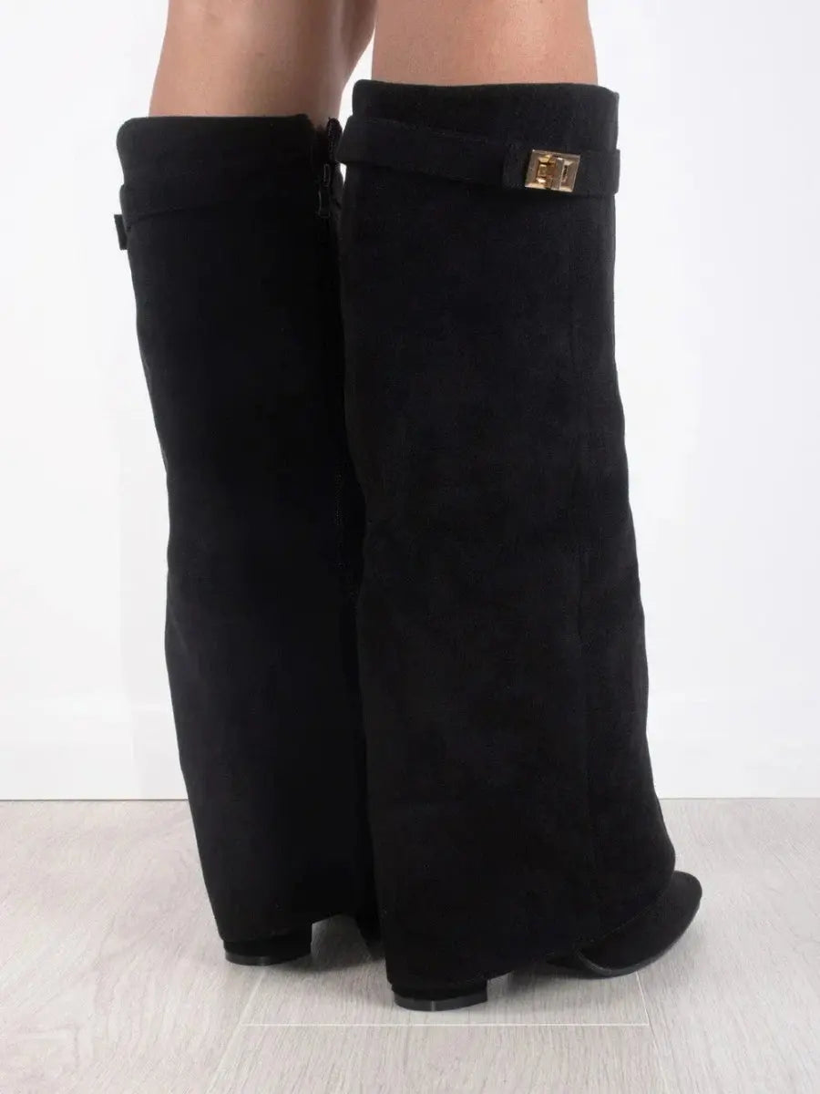 Victoria – Női magas szárú bokacsizma elegáns sarokkal