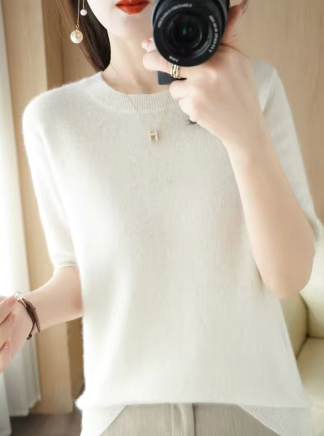 Figure-Hugging Short-Sleeve Sweater for Women