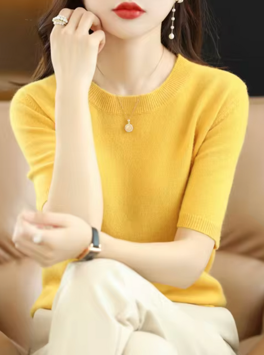 Figure-Hugging Short-Sleeve Sweater for Women