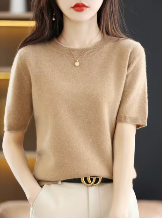 Figure-Hugging Short-Sleeve Sweater for Women