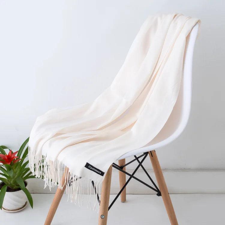 Alma - Ciepły luksusowy szal z kaszmiru z frędzlami