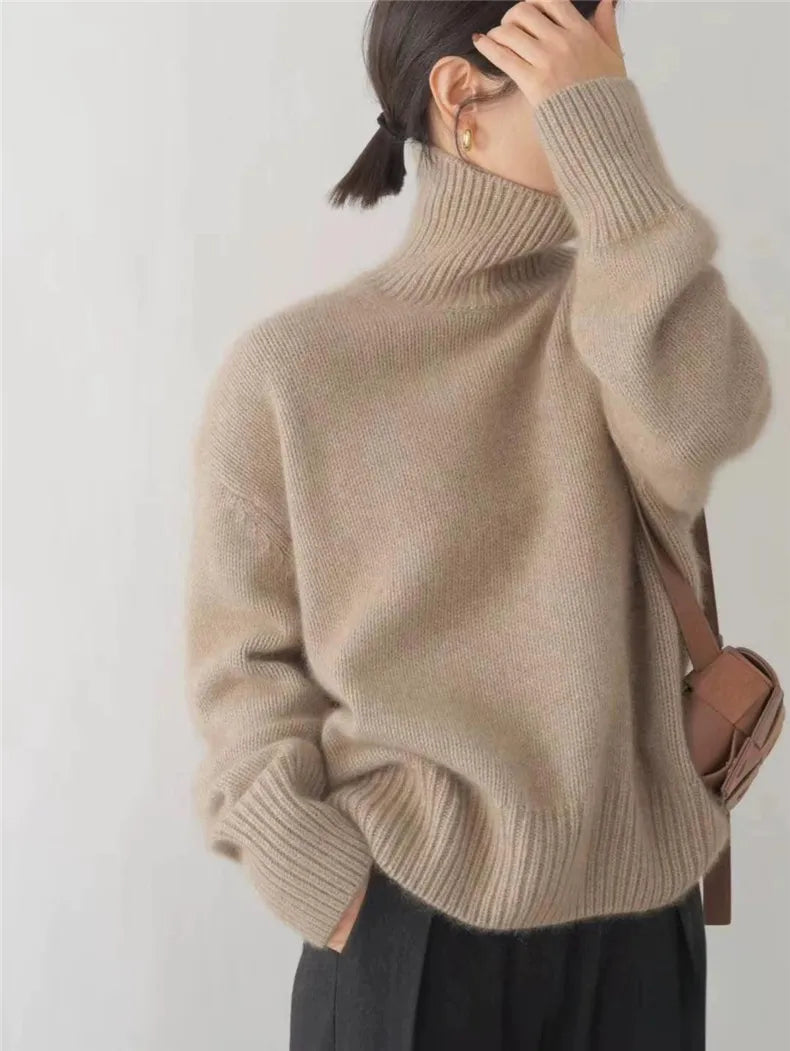 Grace – Women’s Cashmere Turtleneck Sweater