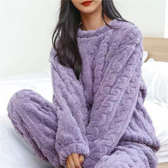 Olivia – Women’s Fleece Pajama Set