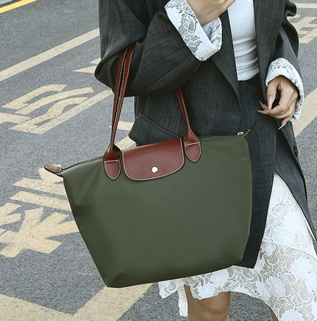 Sophia – Luxury Vegan Tote Bag, Elegant and Spacious Handbag for Any Occasion